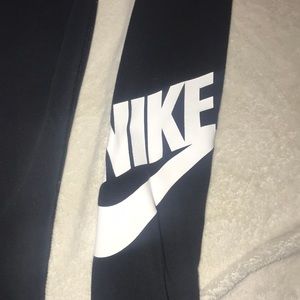Nike leggings